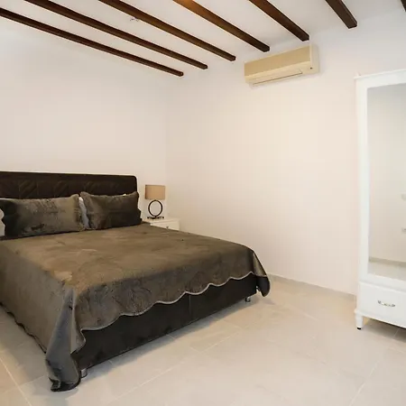 Flag +12 Hotel Bodrum